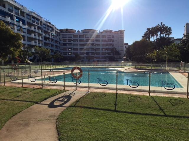 Large And Elegant In Puerto Banus With Pools And Paddle Apartment Marbella Exterior foto