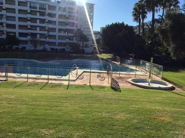 Large And Elegant In Puerto Banus With Pools And Paddle Apartment Marbella Exterior foto
