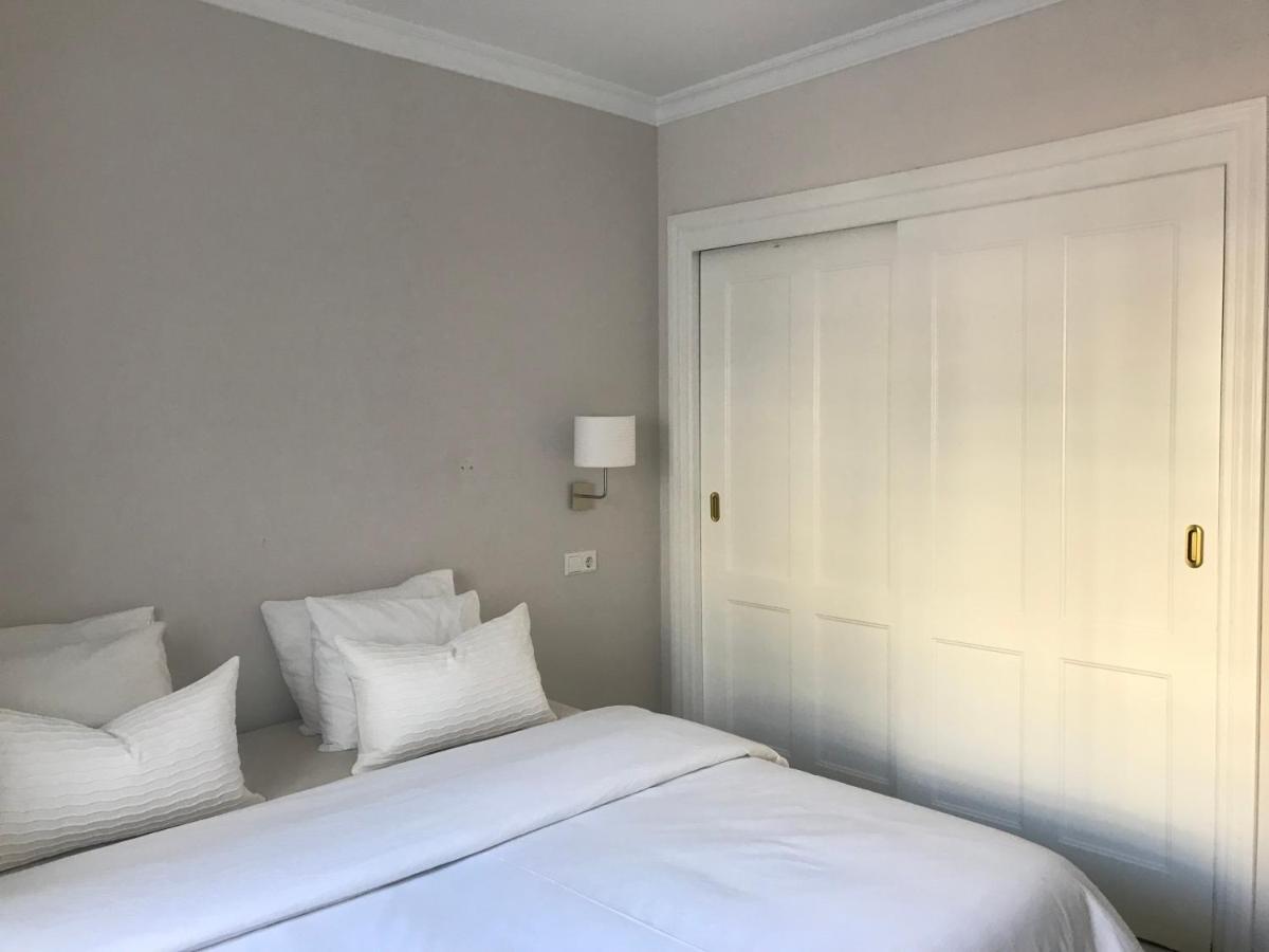 Large And Elegant In Puerto Banus With Pools And Paddle Apartment Marbella Exterior foto